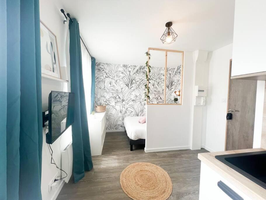 Suite Le Studio Litchi Baigne De Lumieres & Proche Des Plages Saint-Nazaire  Extérieur photo